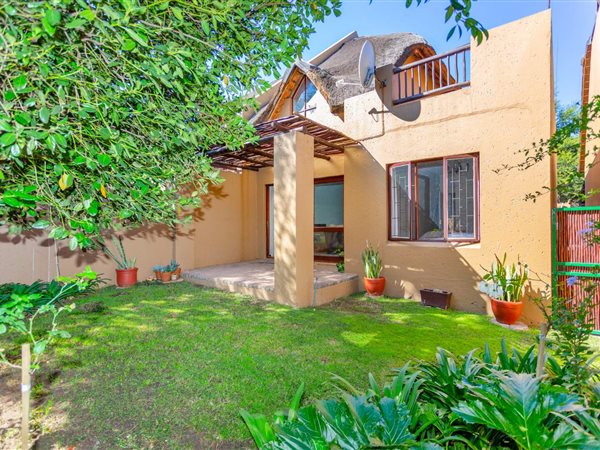2 Bedroom Townhouse 2 Bedroom Townhouse