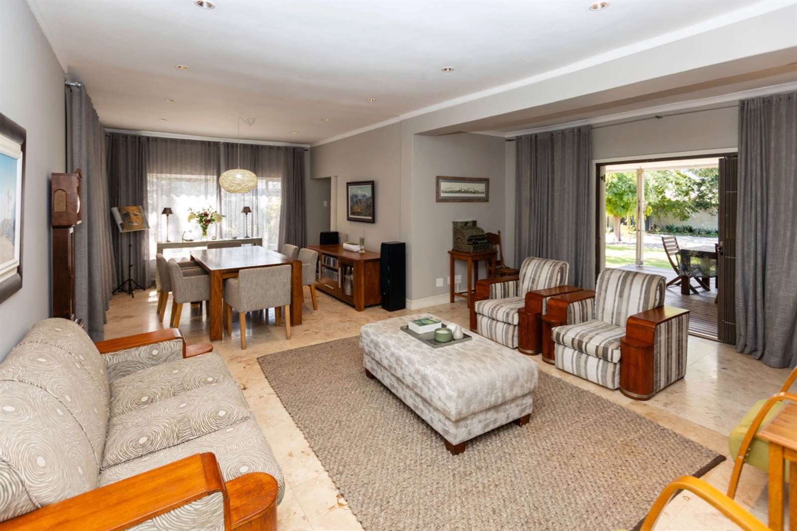 4 Bed House in Paarl photo number 15