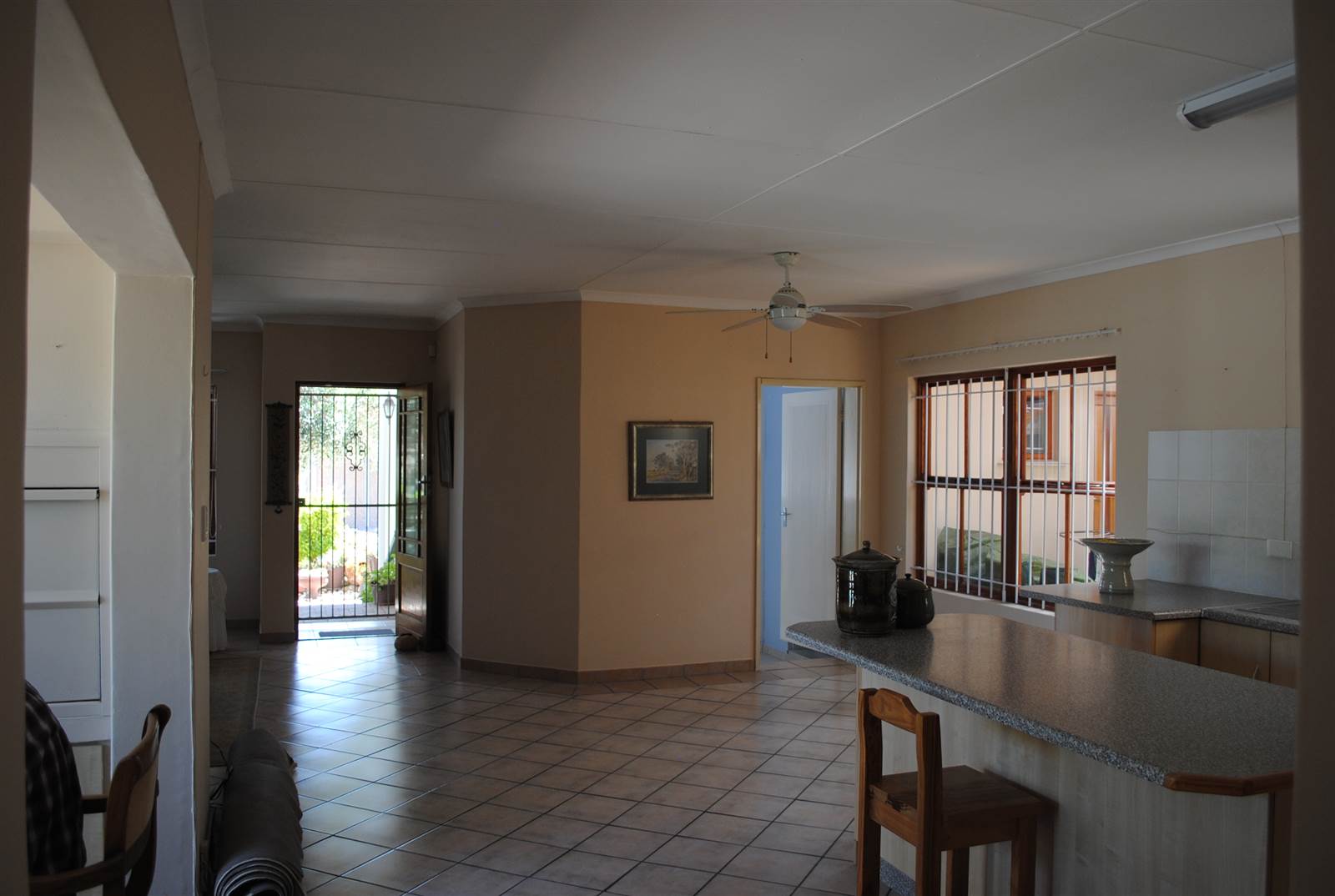2 Bed House in Middedorp photo number 17