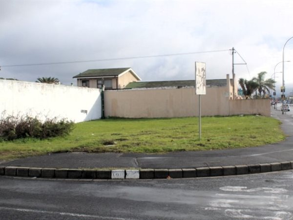 586 m² Land 586 m² Land