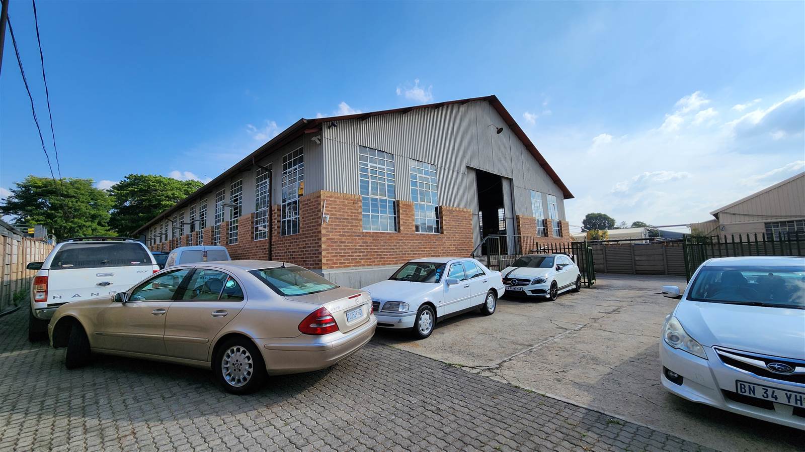 600  m² Industrial space in Eastleigh photo number 1