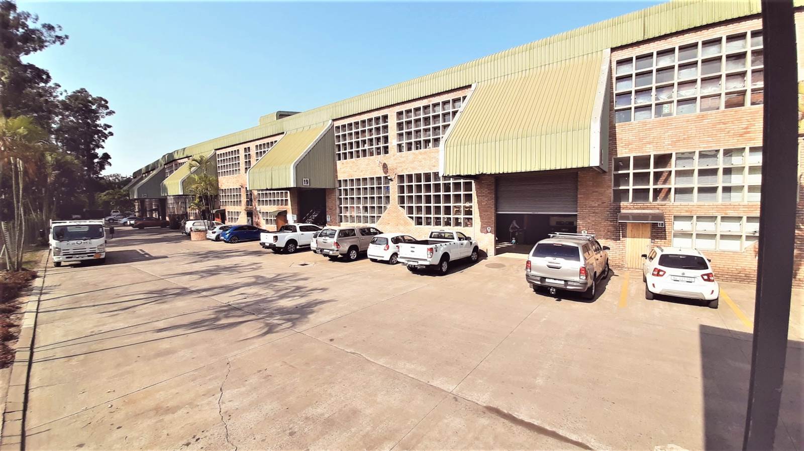 408  m² Industrial space in Pinetown Central photo number 2