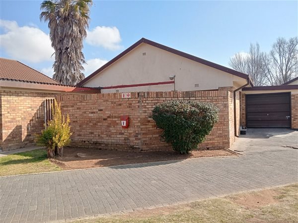 2 Bedroom Townhouse