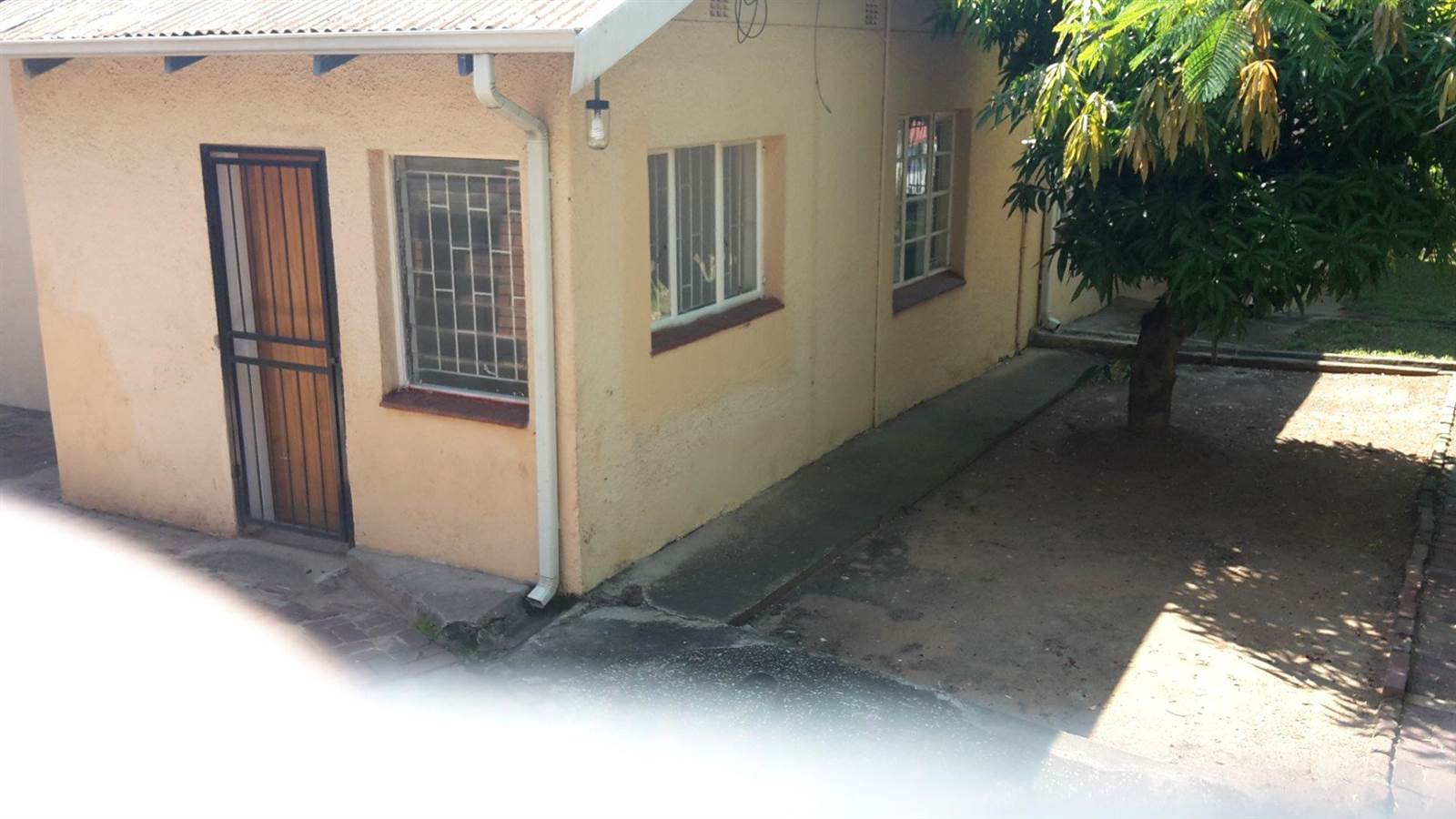 250  m² Commercial space in Nelspruit Central photo number 3