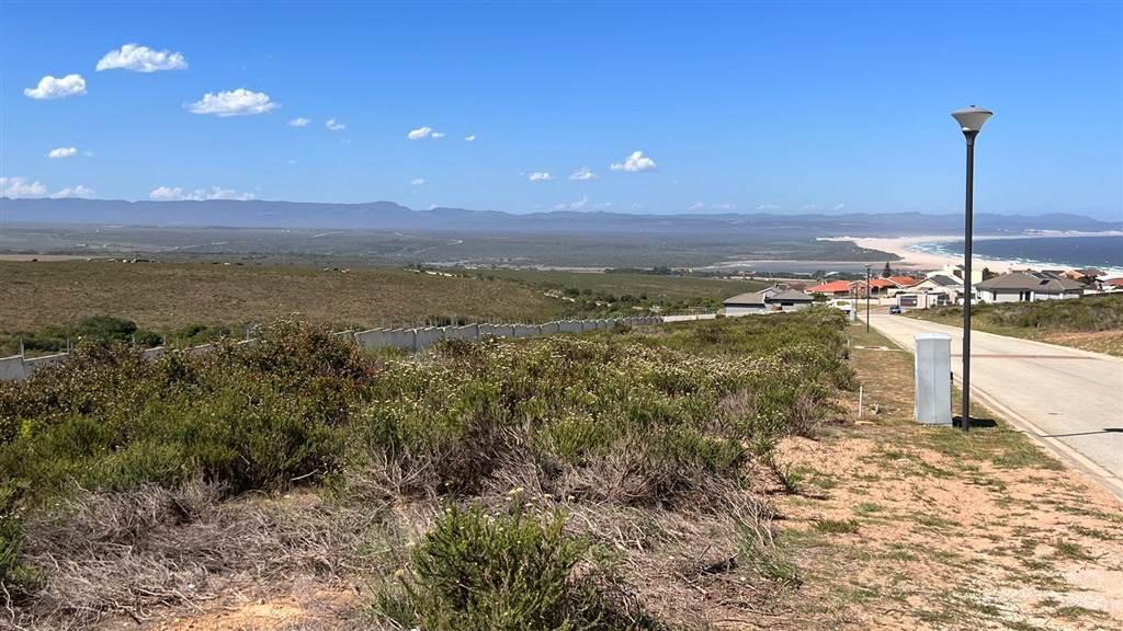 750 m² Land available in Jeffreys Bay photo number 10