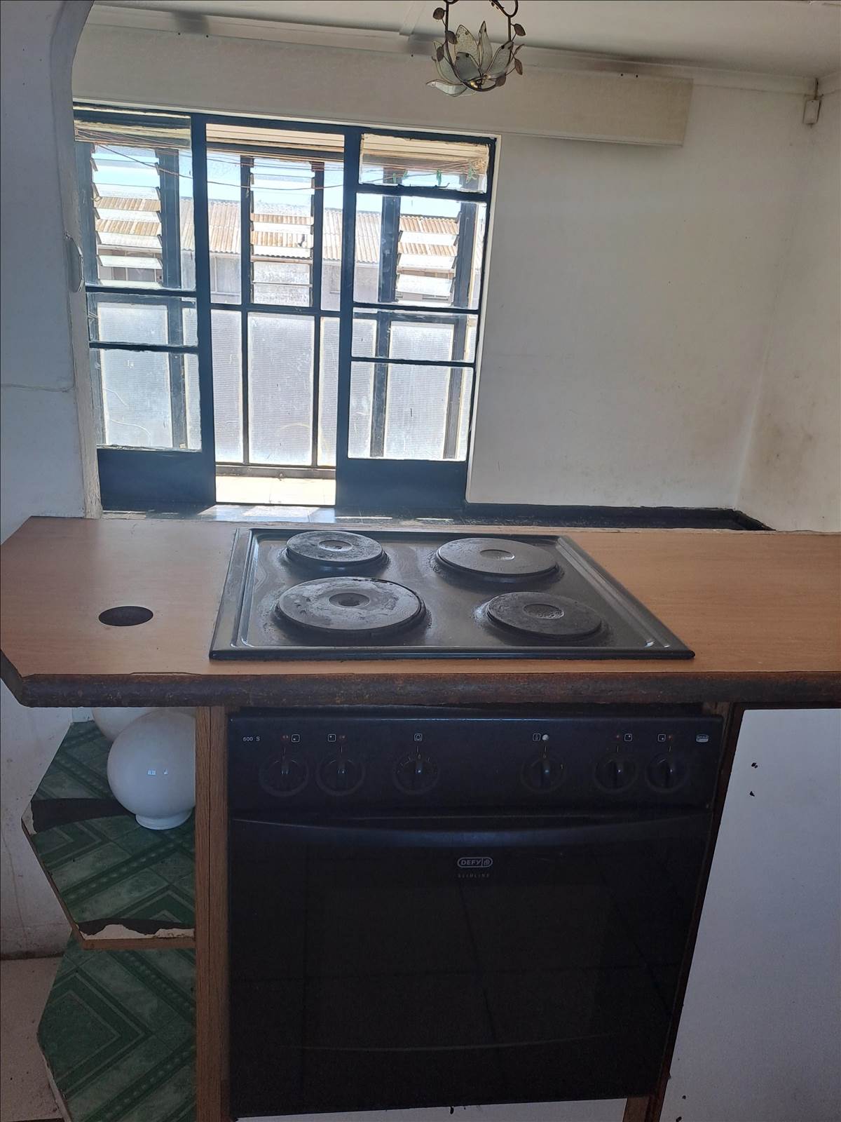 3 Bed Flat in Algoa Park photo number 2
