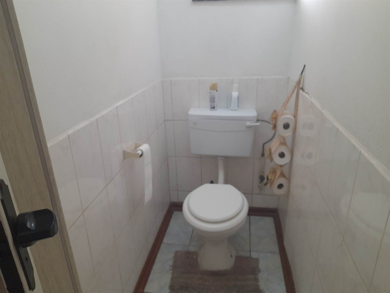 2 Bed Apartment in Krugersdorp Central photo number 15
