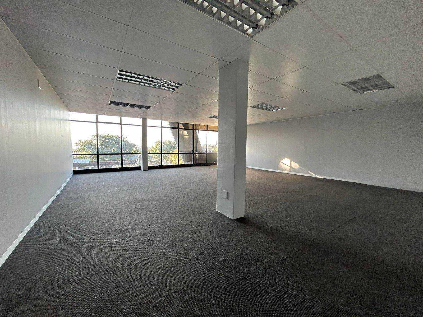 88  m² Commercial space in Cresta photo number 3