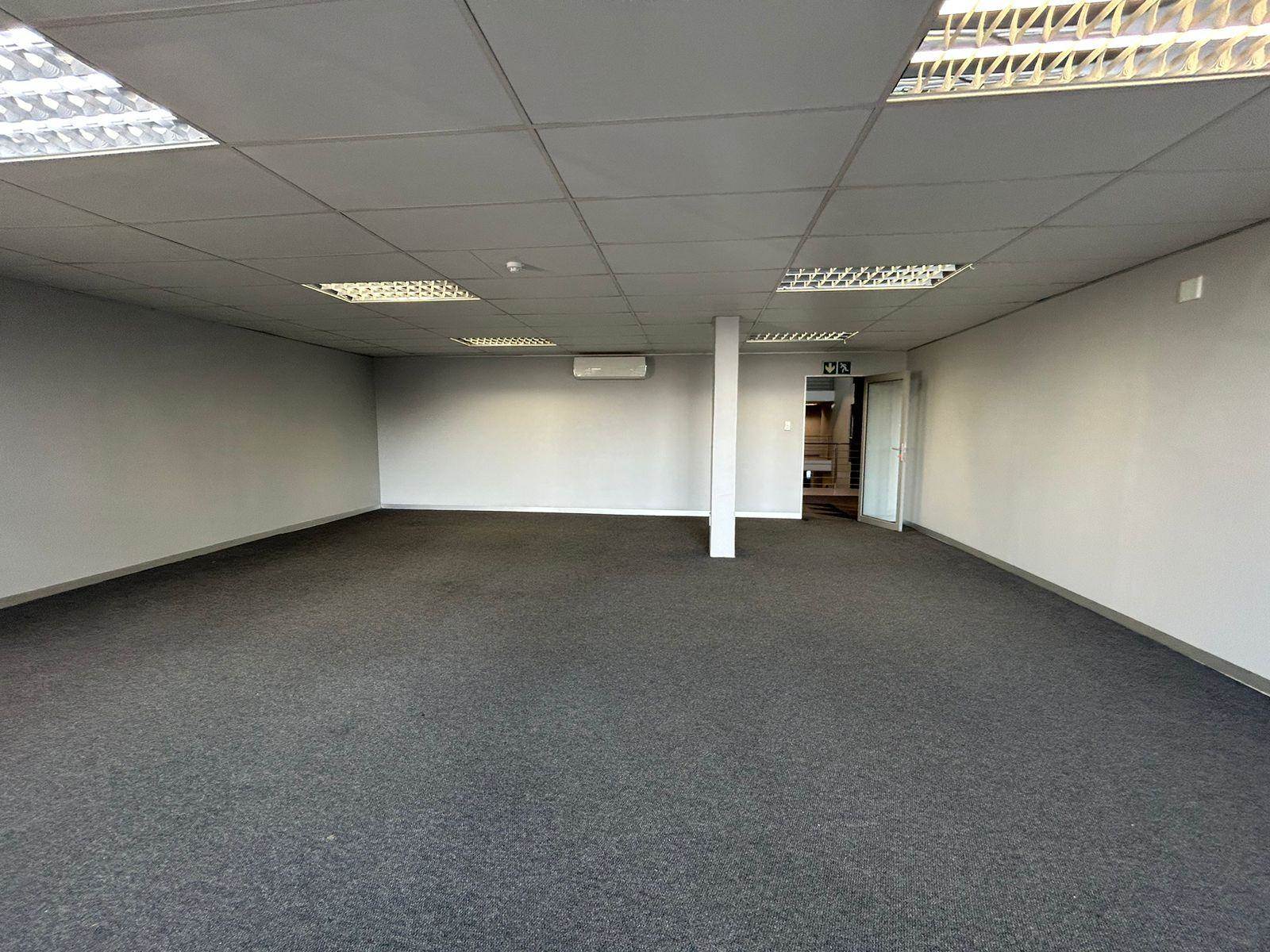 88  m² Commercial space in Cresta photo number 8