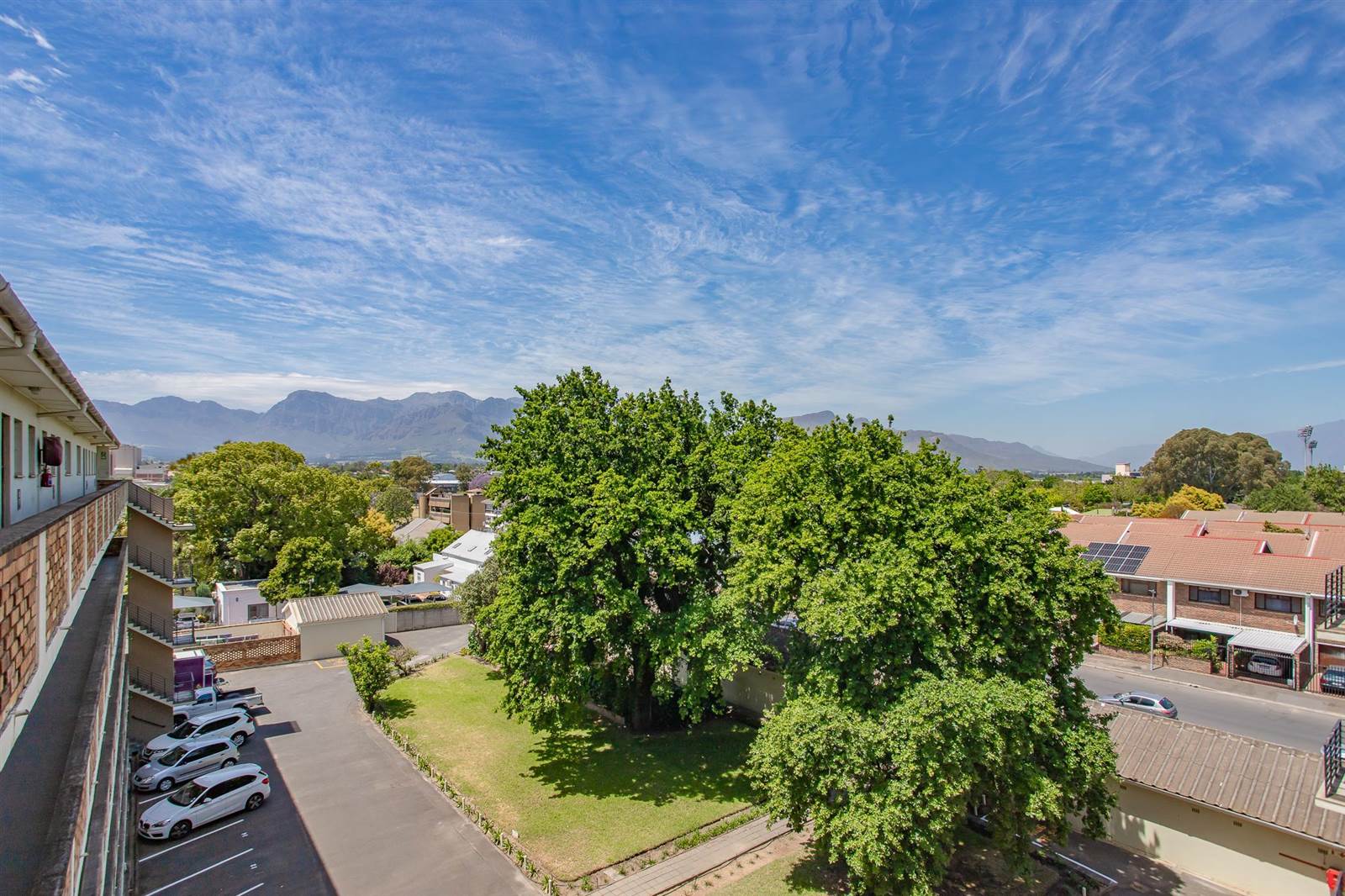 2 Bed Apartment in Paarl Central East photo number 12