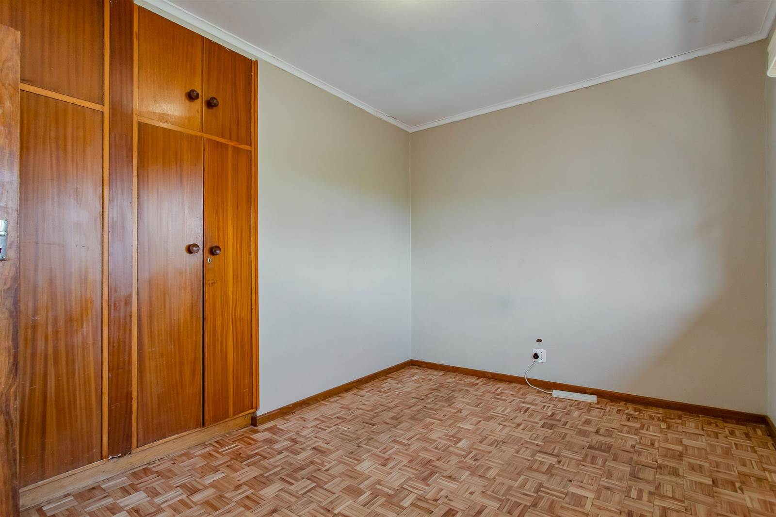 2 Bed Apartment in Paarl Central East photo number 8
