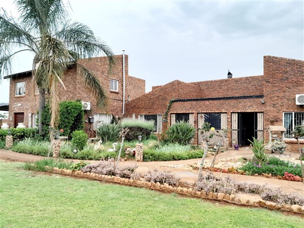 8.6 ha Farm in Pretoria North