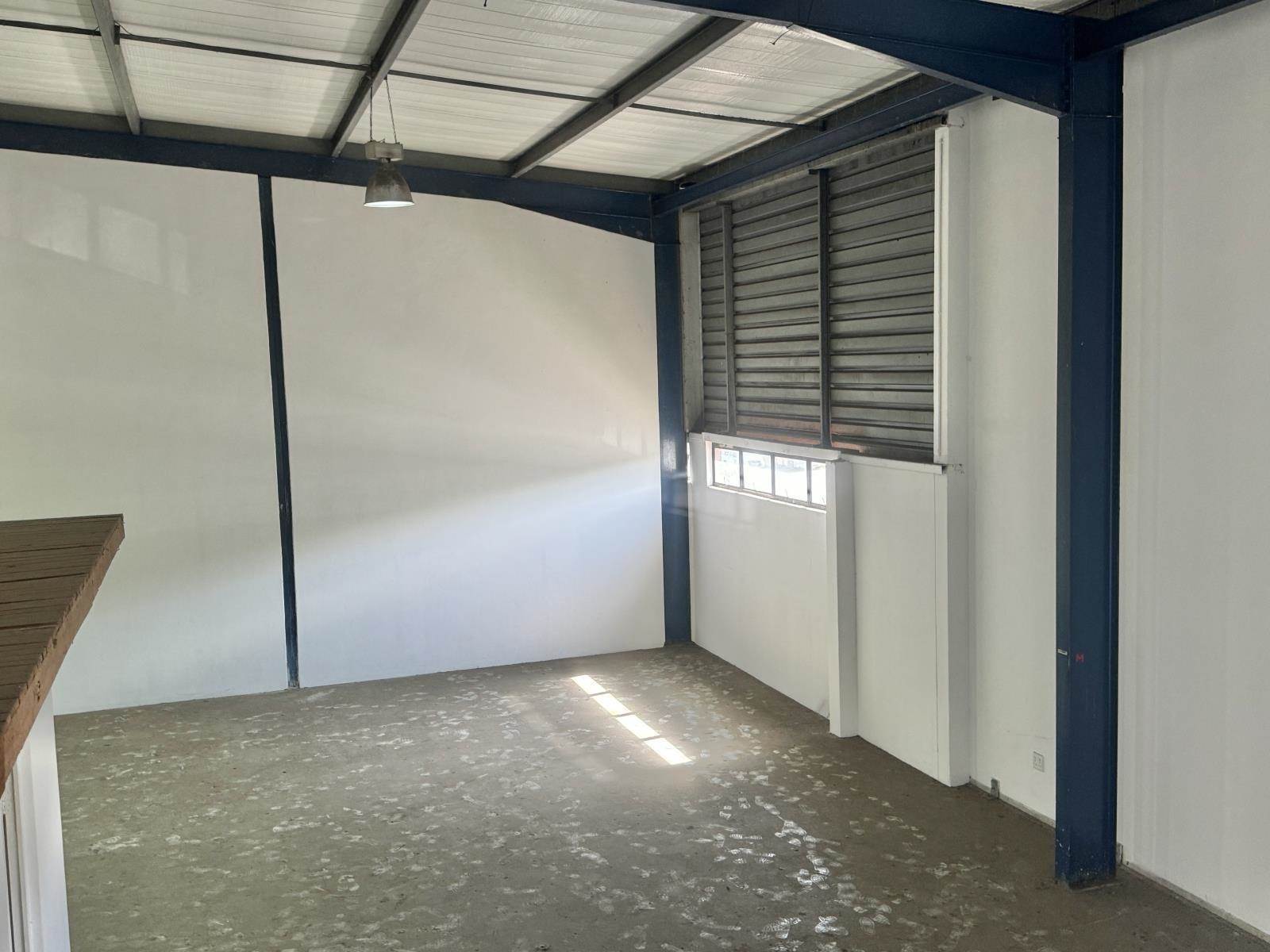 395  m² Commercial space in Red Hill photo number 18