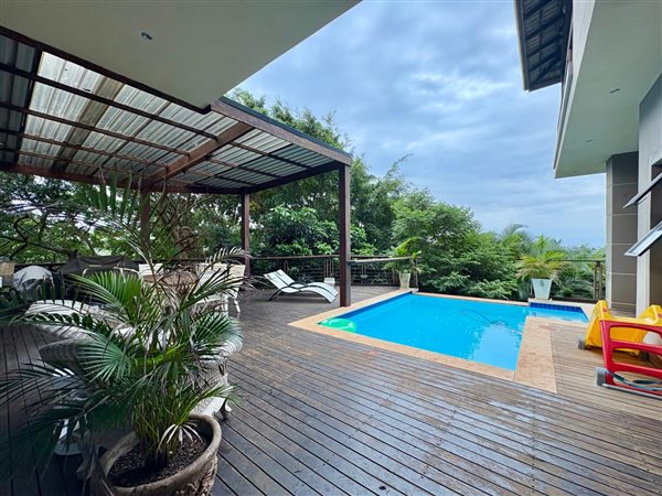 4 Bedroom House 4 Bedroom House