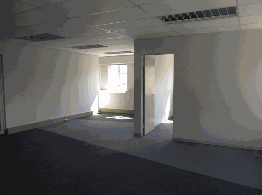 105  m² Office Space in Fourways photo number 4