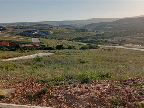 1540 m² Land available in Hartenbos