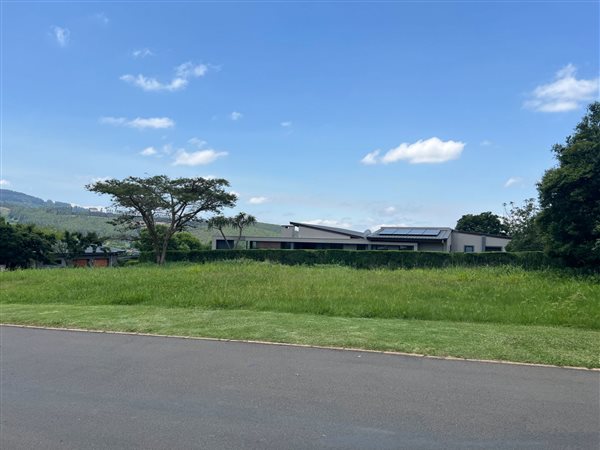 787 m² Land