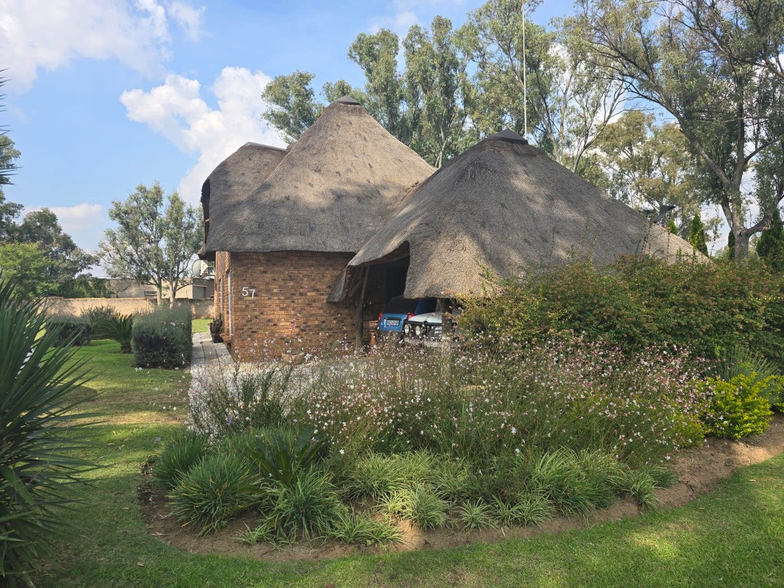 3 Bed House in Vaalview photo number 2