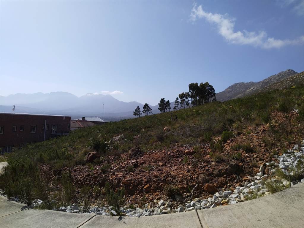 777 m² Land available in Mountainside photo number 14