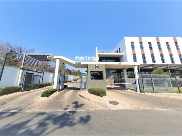 2500  m² Office Space in Bryanston