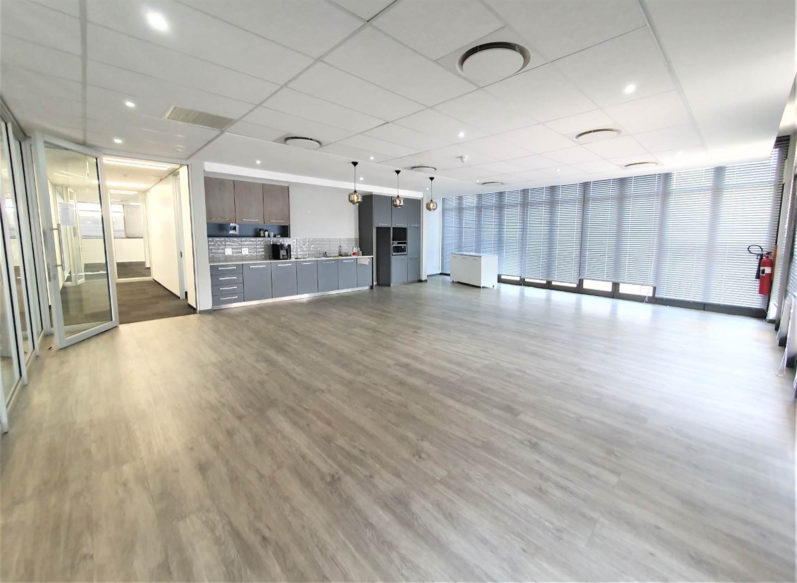 2500  m² Office Space in Bryanston photo number 7