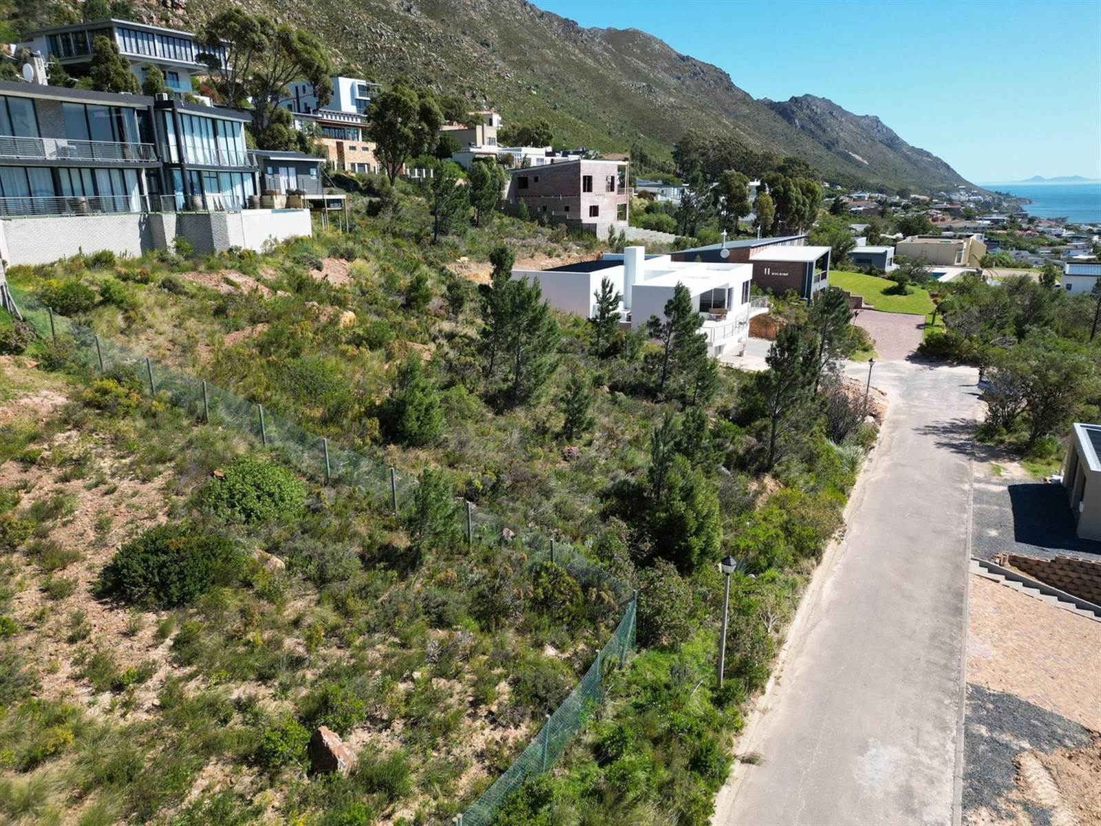 870 m² Land available in Mountainside photo number 8