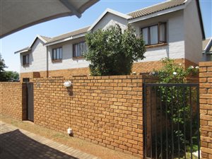2 Bed Townhouse in Blue Hills