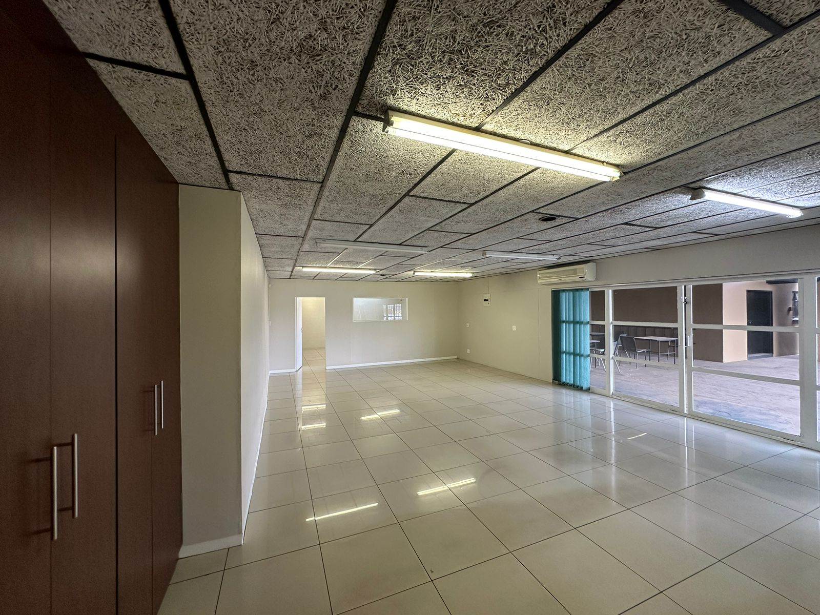 244  m² Commercial space in Alberton photo number 17