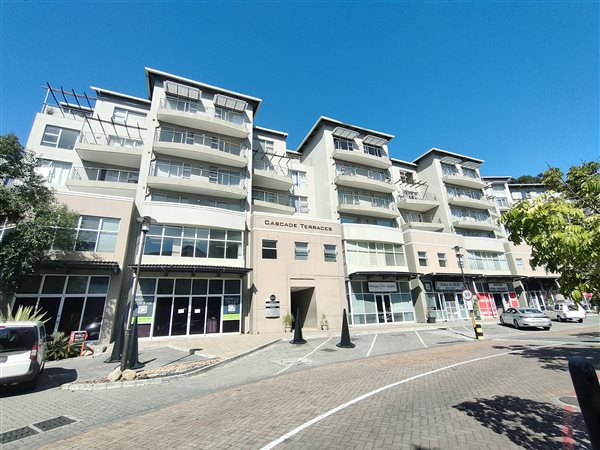 153 m² Commercial space 153 m² Commercial space