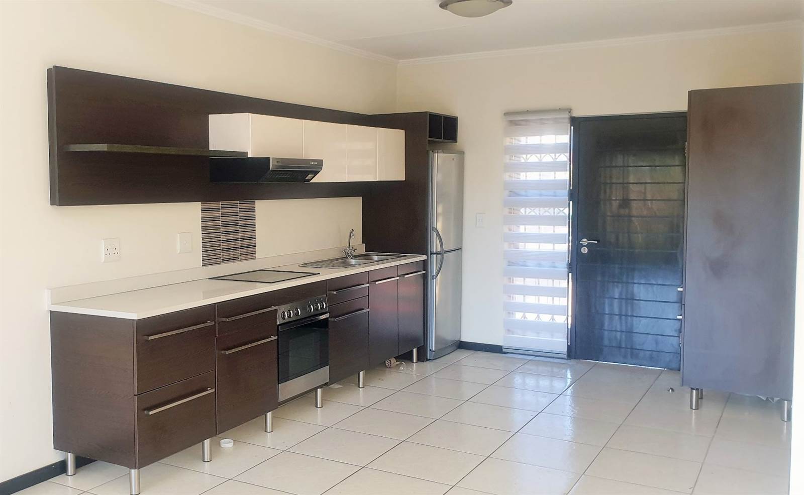 2 Bed Apartment in Jukskei Park photo number 2