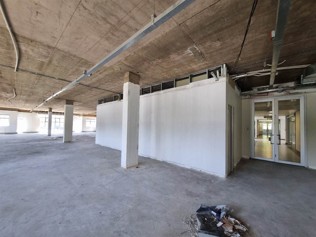 455  m² Commercial space in Hatfield photo number 3