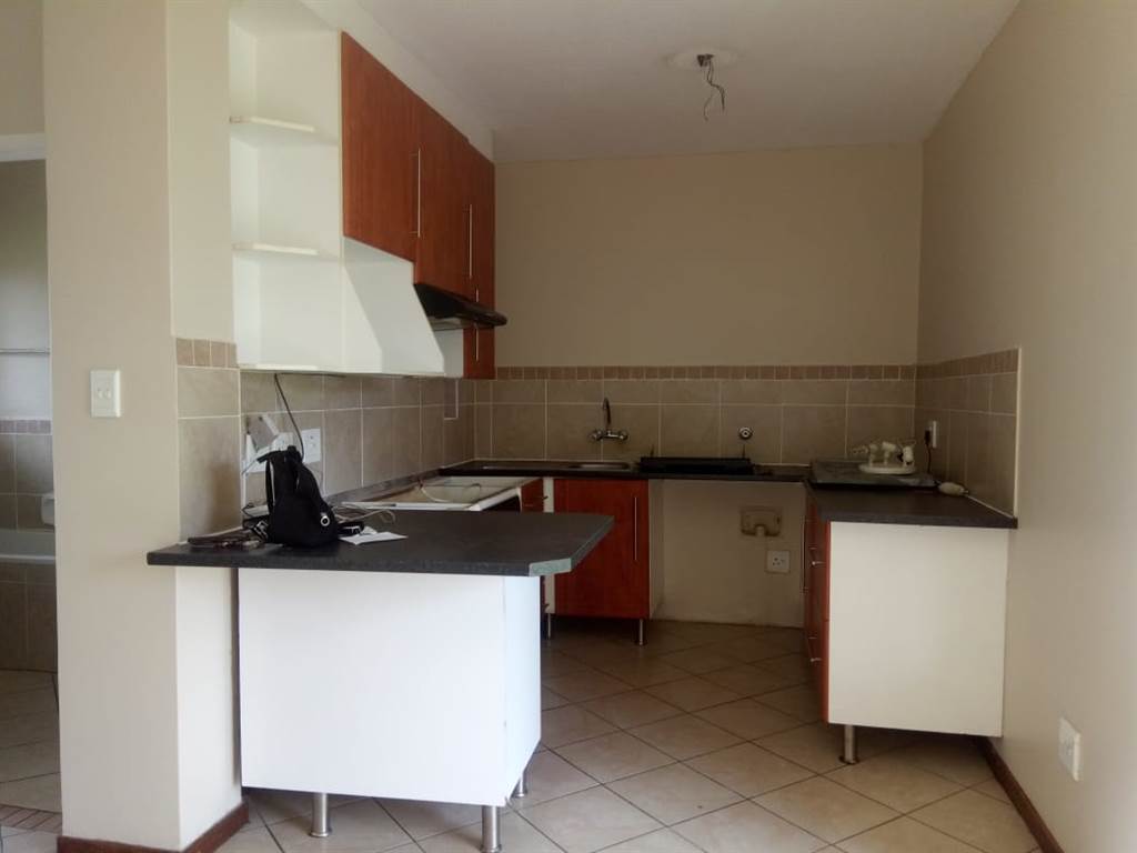 2 Bed Apartment in Noordwyk photo number 5