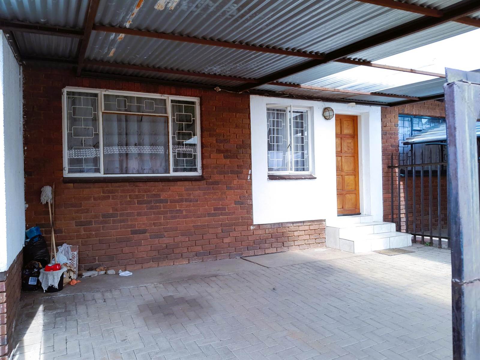 2 Bed Apartment in Middelburg Central photo number 1