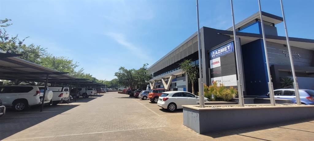 177  m² Commercial space in Glen Marais photo number 3