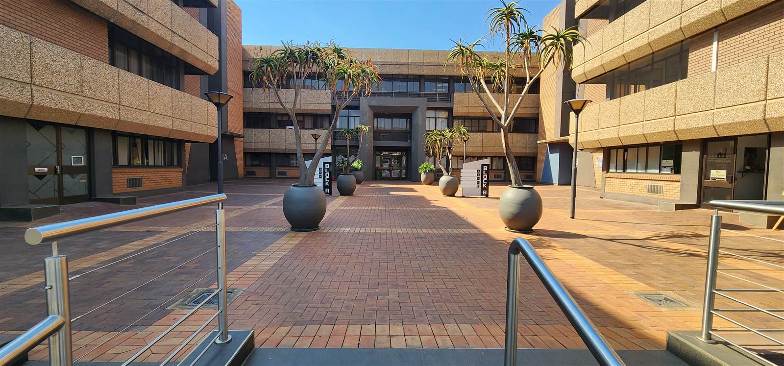 5610  m² Commercial space in Centurion CBD photo number 2