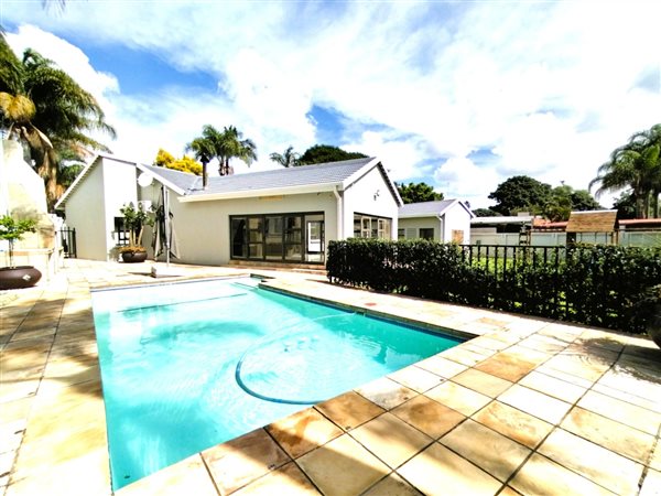 5 Bedroom House 5 Bedroom House