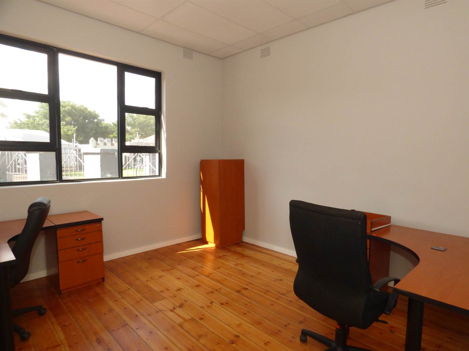 320  m² Commercial space in Westdene photo number 20