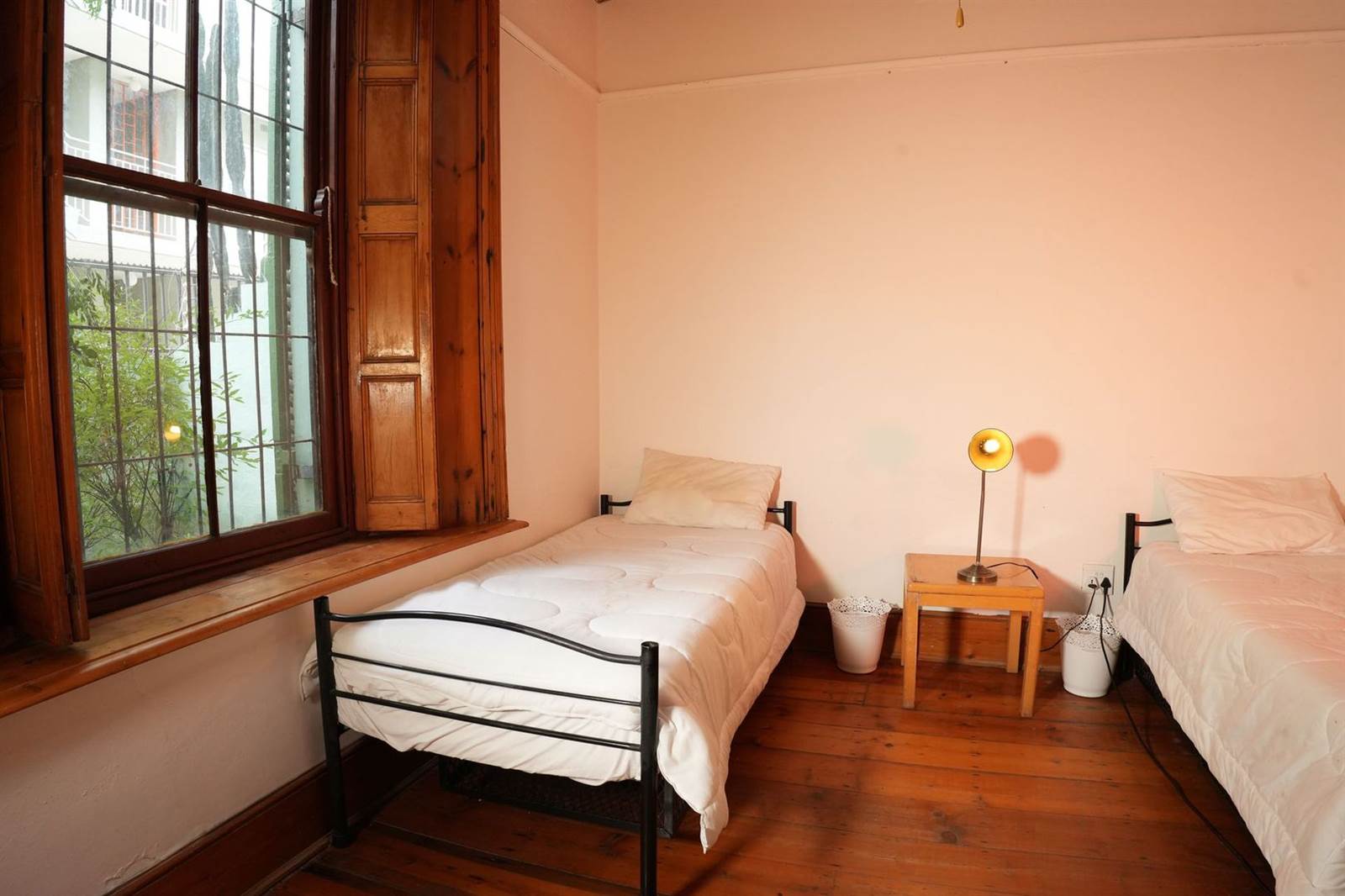 11 Bed Flat in Oranjezicht photo number 17