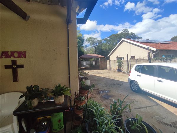 3 Bedroom House 3 Bedroom House
