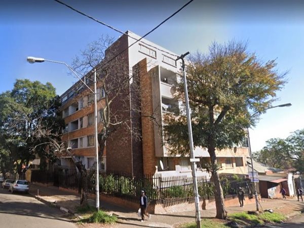 1 Bed Apartment in Yeoville