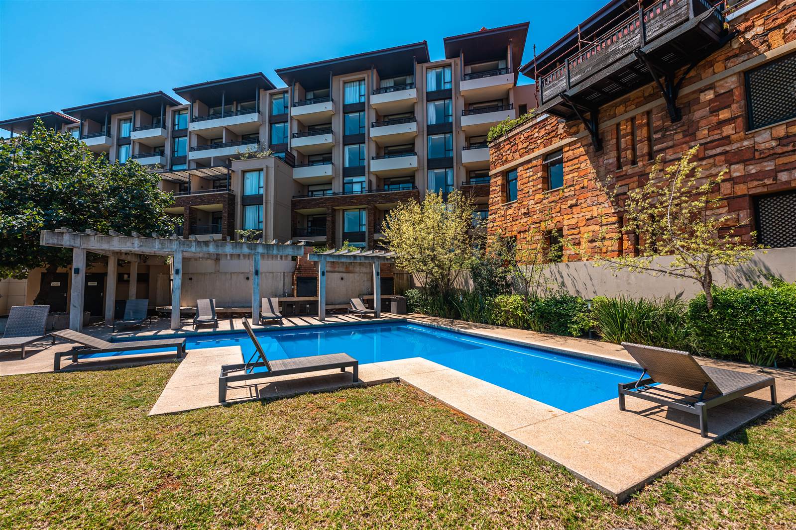1 Bed Apartment in Zimbali Estate photo number 2