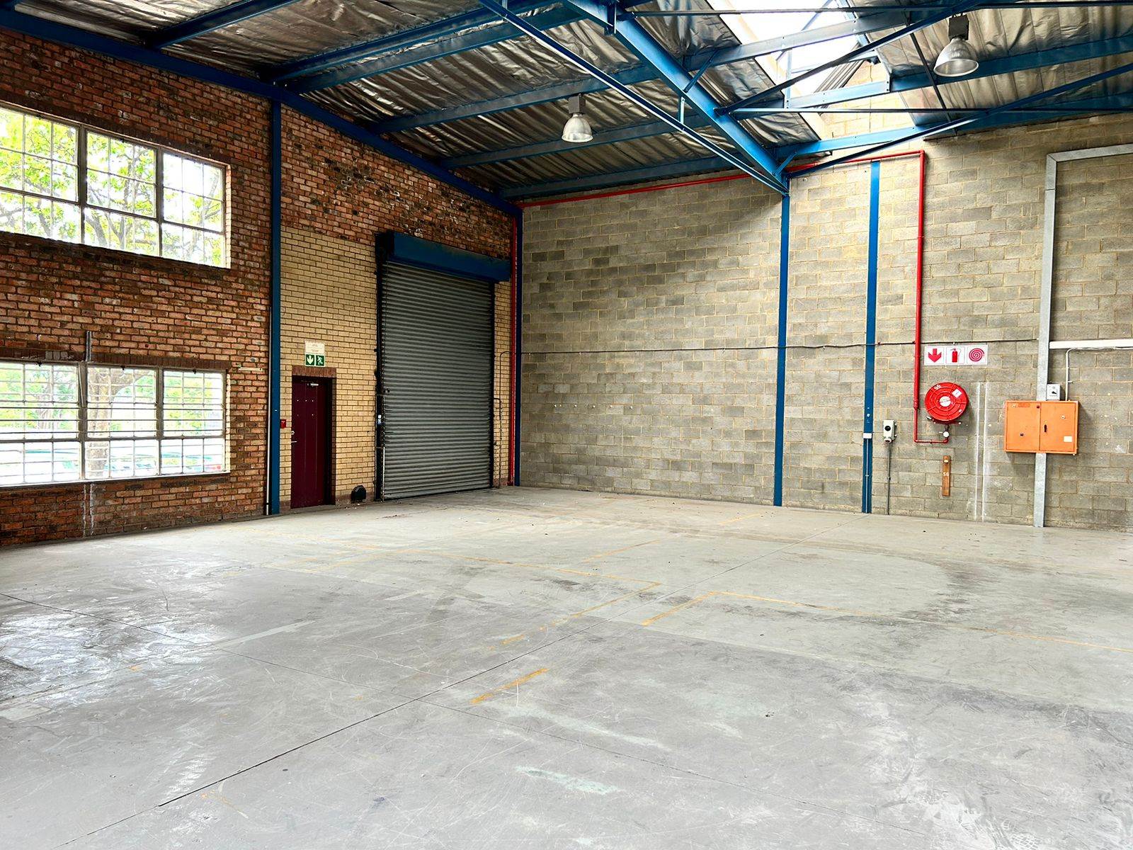 399  m² Industrial space in Eastgate photo number 10