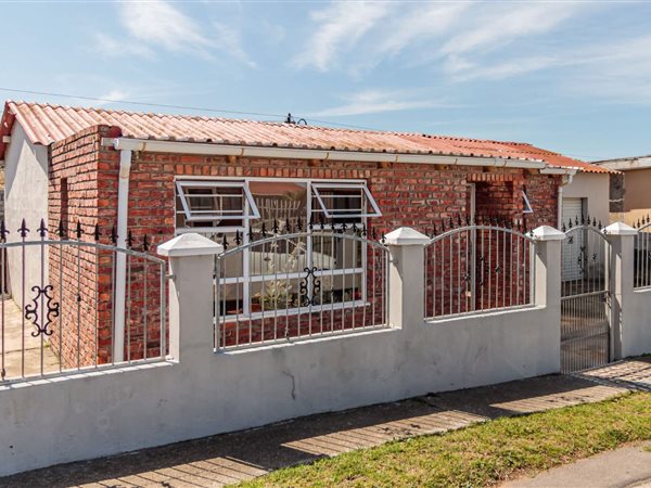 2 Bedroom House 2 Bedroom House