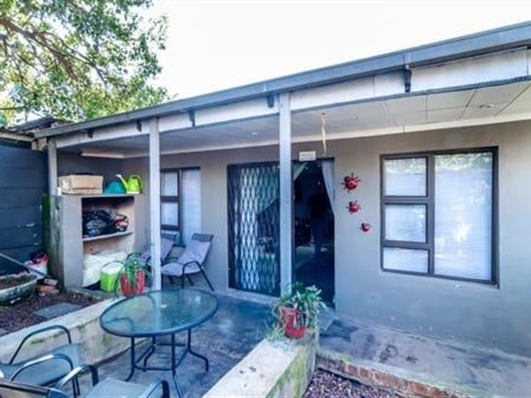 4 Bed House in Mountain View