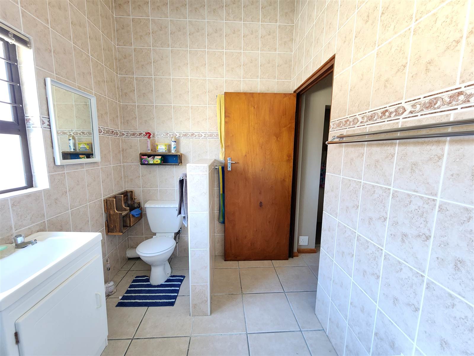 4 Bed House in Struisbaai photo number 20