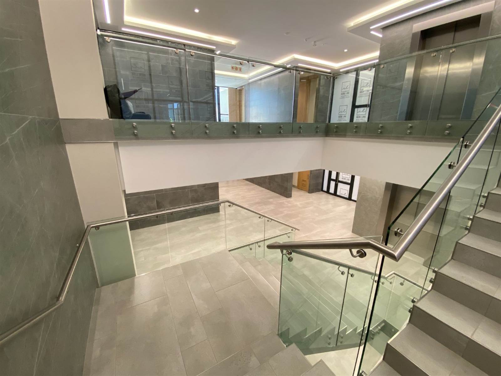 311  m² Office Space in Doringkloof photo number 7