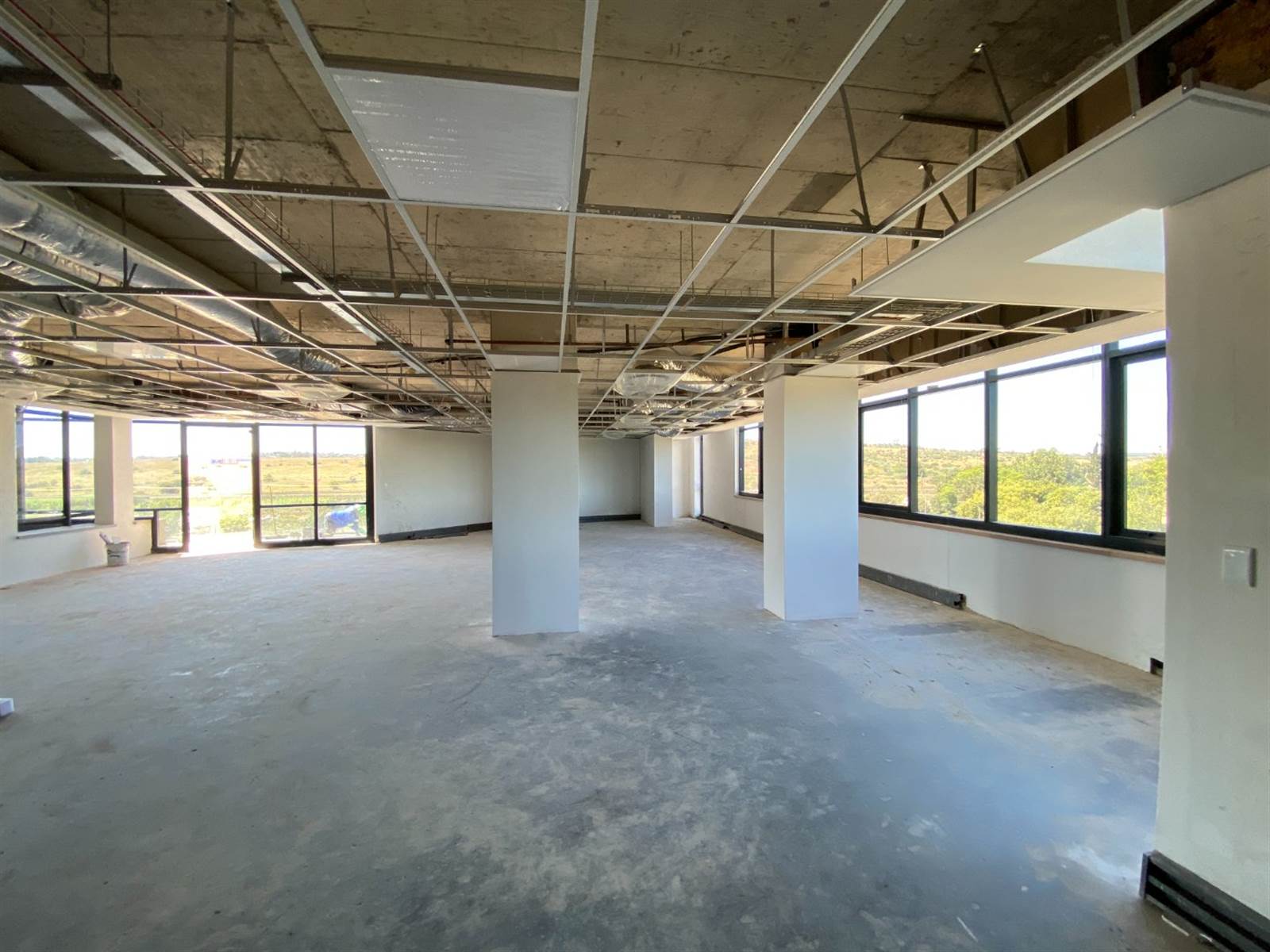 298  m² Office Space in Doringkloof photo number 13