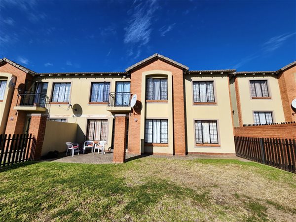 2 Bed Townhouse in Bayswater