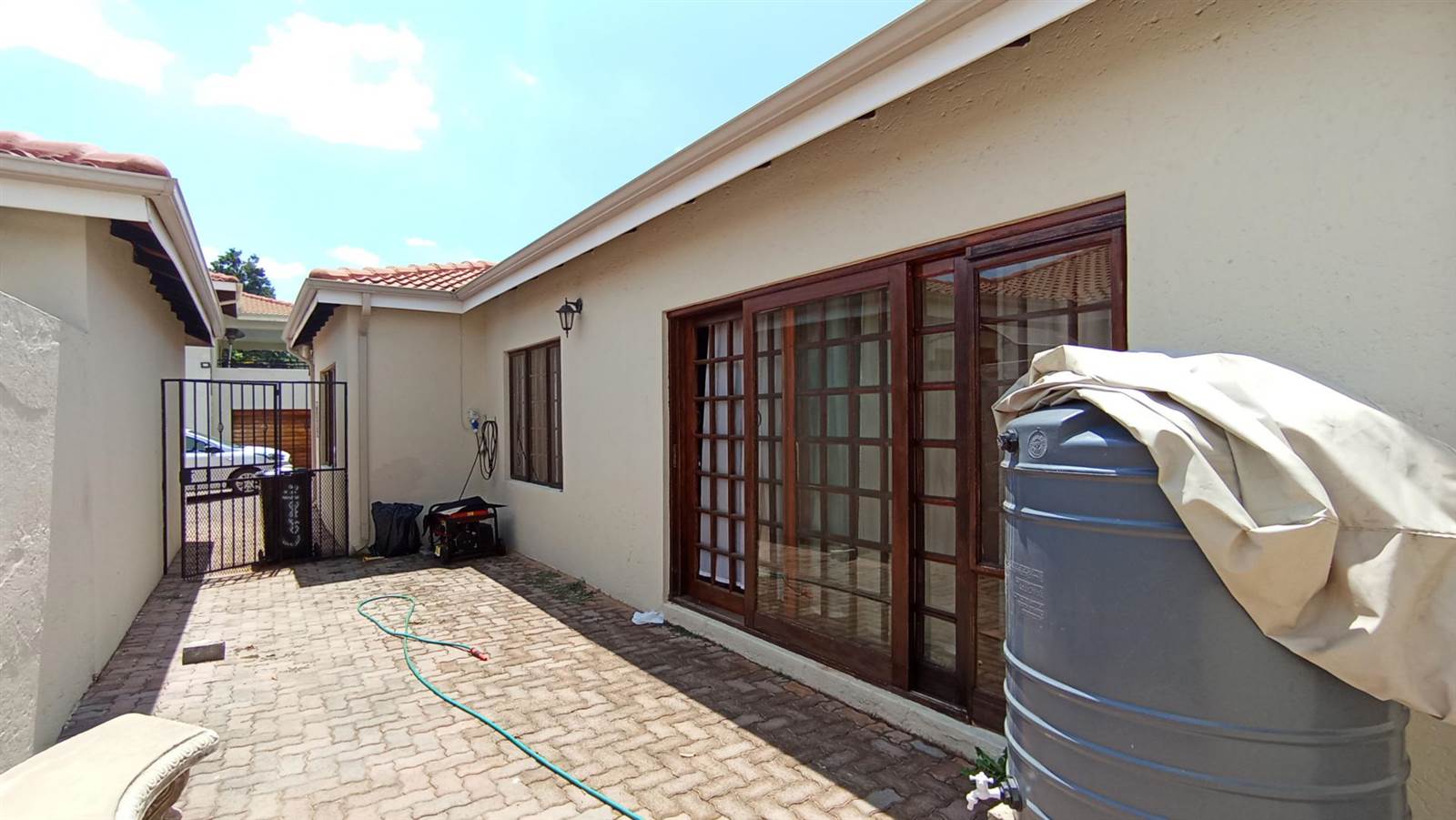 3 Bed Townhouse in Fairland photo number 23
