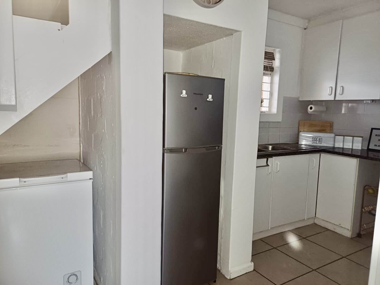 2 Bed House in Gordons Bay Central photo number 14